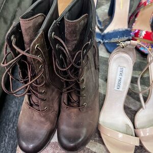 Steve Madden Brown Lace-Up Boots Rugged Style